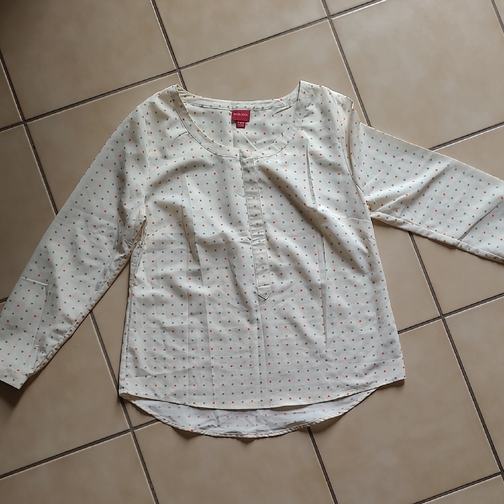 Merona Cream and Red Blouse with Textured Pattern